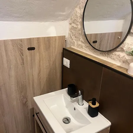 Dimora Lapis Ferienhaus